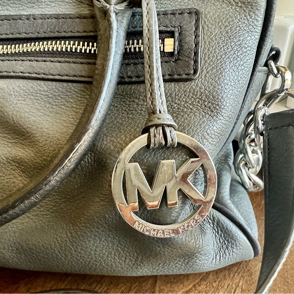 Michael Kors Crossbody Bowling Bag Black & Grey Bag with Crossbody Strap - Picture 2 of 4